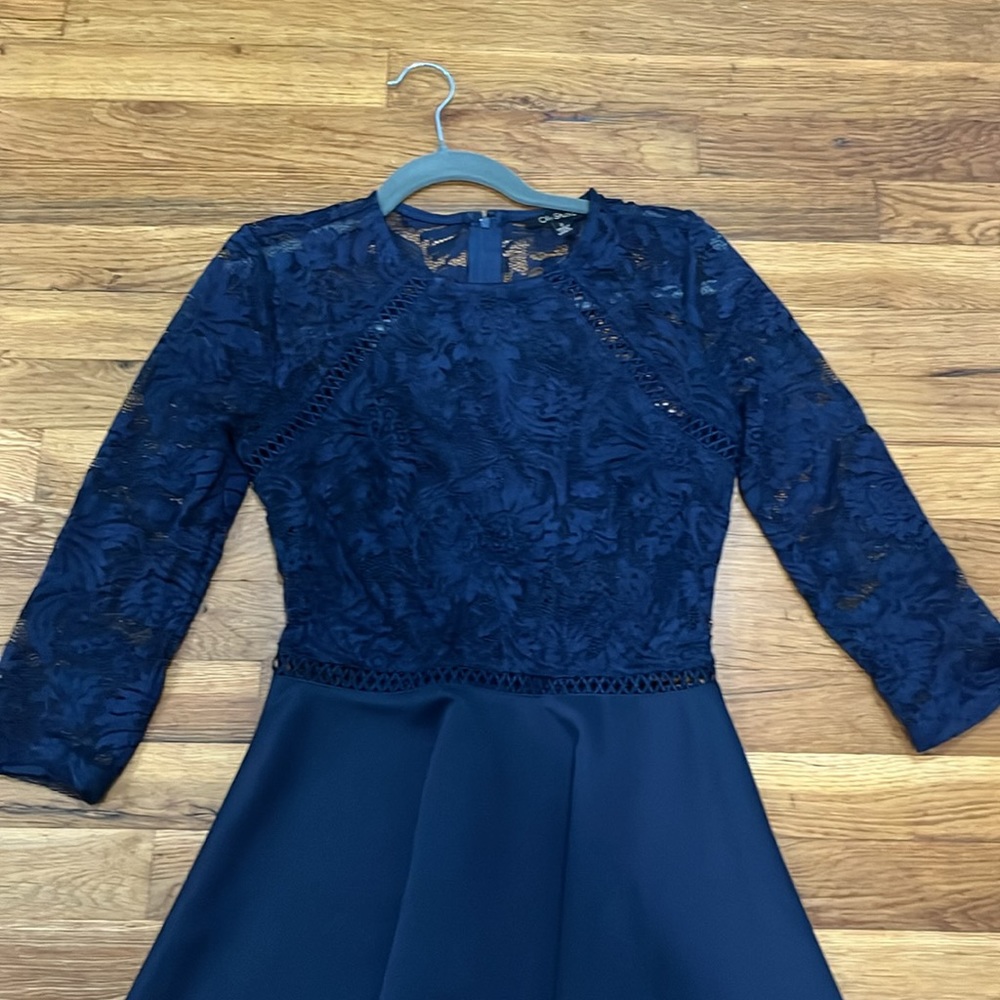 blue dress with lace sleeves